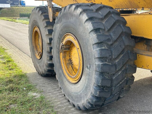 Véhicule à benne Volvo A30G