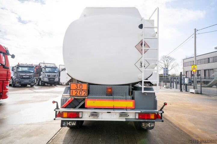 Tanklaster EKW EKW-ROC32T2D - 32 000 L/5 comp.