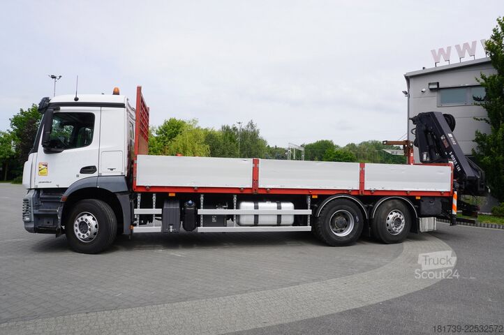 Platform met kraan Mercedes-Benz Mercedes-Benz Antos 2540 6×2-4 / HIAB