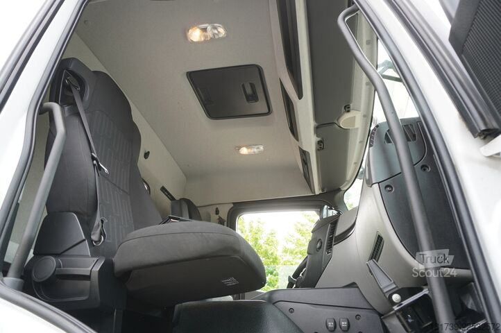 Platform met kraan Mercedes-Benz Mercedes-Benz Antos 2540 6×2-4 / HIAB