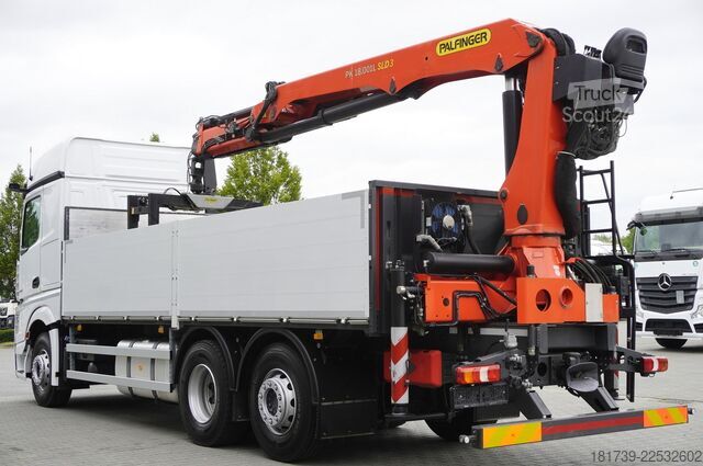 Platform met kraan Mercedes-Benz Actros 2545 MP5 / 60 tho. km / Palfinger