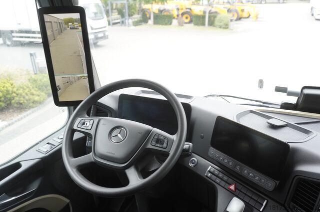 Platform met kraan Mercedes-Benz Actros 2545 MP5 / 60 tho. km / Palfinger
