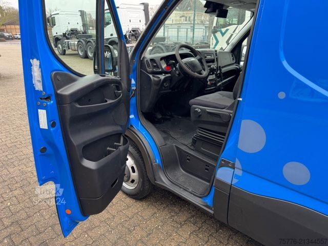 Magas tetős furgon IVECO Daily Kasten 50 C 170 Werkstattwagen SORTIMO