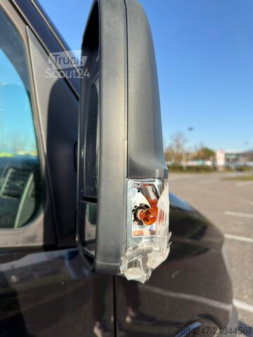 Minibús Mercedes-Benz Sprinter 516