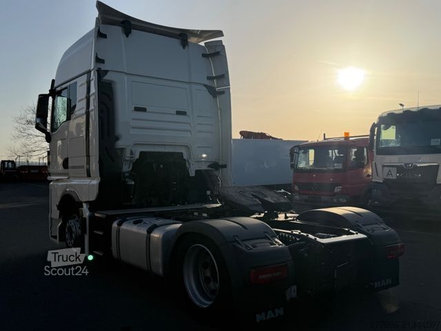 Tilavuusyksikköveturi MAN TGX 18.480 LL Mega, Lowdeck, Retarder, Hub.-Kup.