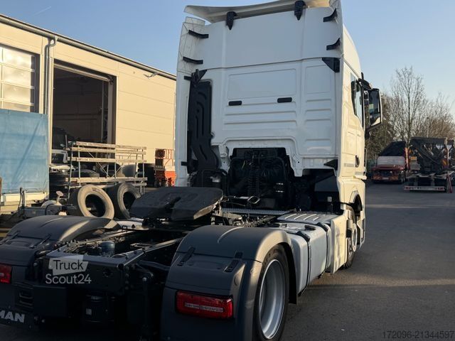 Tilavuusyksikköveturi MAN TGX 18.480 LL Mega, Lowdeck, Retarder, Hub.-Kup.