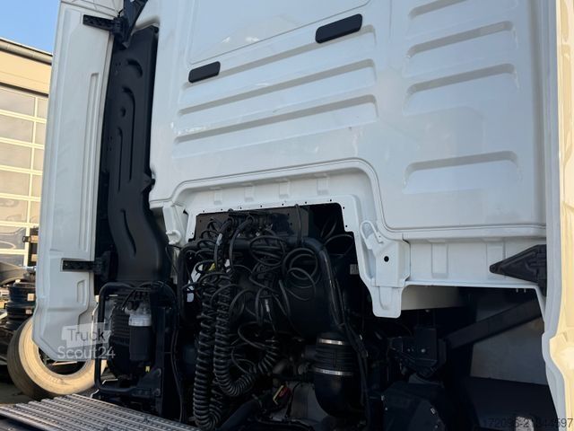 Tilavuusyksikköveturi MAN TGX 18.480 LL Mega, Lowdeck, Retarder, Hub.-Kup.