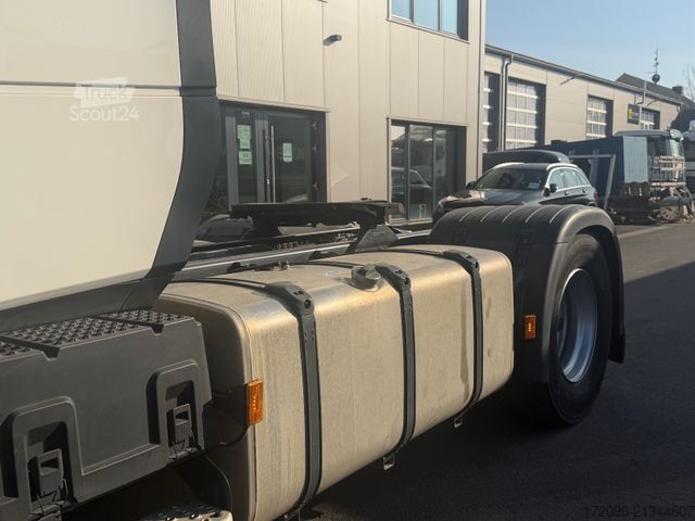 Standardní tahač SCANIA R500 4x2 Retarder, BL, Spoiler, 2x Bett, TOP