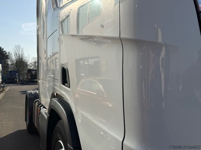 Standardní tahač SCANIA R500 4x2 Retarder, BL, Spoiler, 2x Bett, TOP