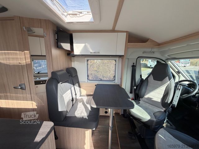 Yarı entegre karavan SUNLIGHT V66