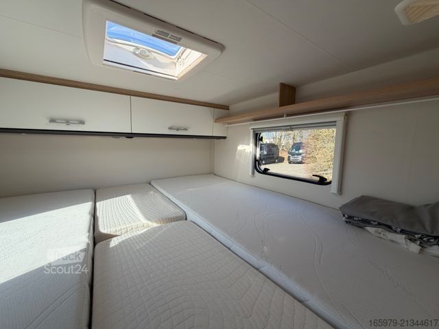 Yarı entegre karavan SUNLIGHT V66