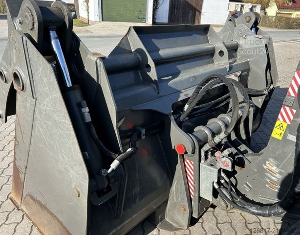 Teleskopinis krautuvas SENNEBOGEN 355 E MULTICAB Zusatzhydr. Greifschaufel 2,50 m³