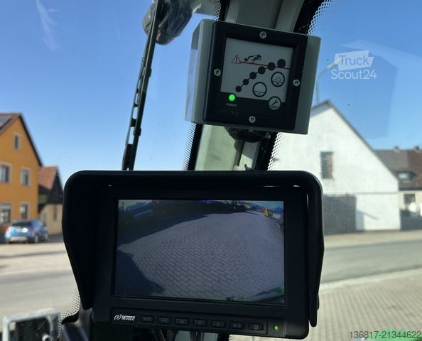 Teleskopinis krautuvas SENNEBOGEN 355 E MULTICAB Zusatzhydr. Greifschaufel 2,50 m³