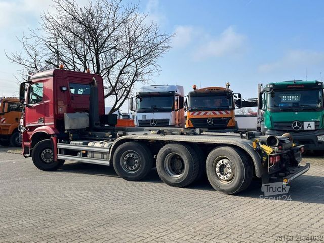 Abrollkipper MERCEDES-BENZ Arocs 3242 8x2/4 BL Abrollkipper Meiller 30 to
