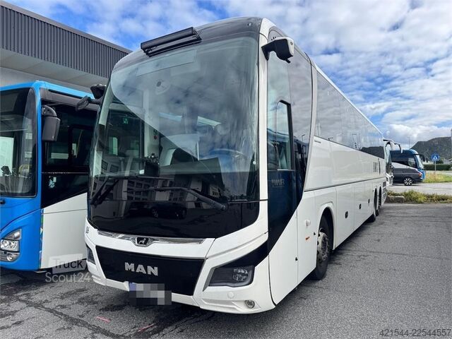  MAN Lion’s Coach L Coach Bus – 54 + 2 Seats