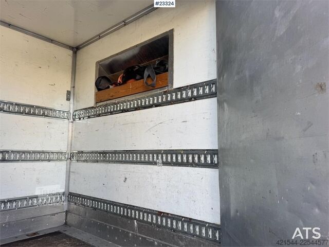 عربة ستيشن واغن ذات سقف مرتفع Ford Transit 8-pallet box truck – repair object