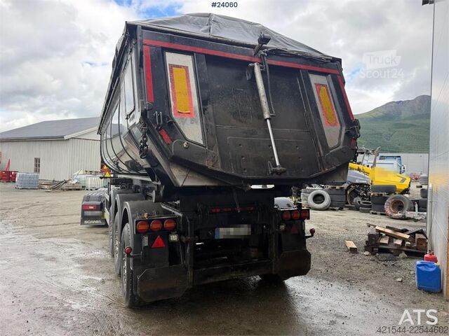 Kipper Carnehl tip semi with new chapel