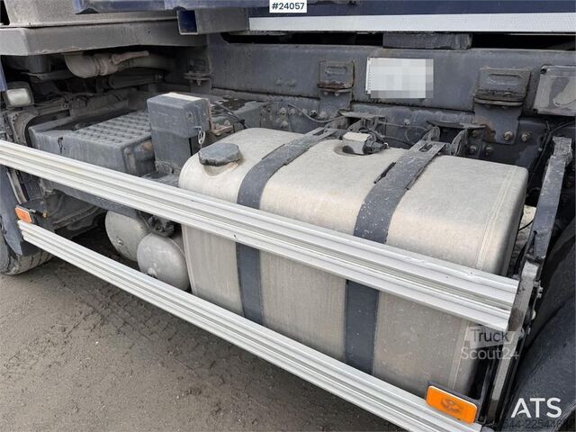 Damperli kamyon Volvo FH16 8x4 Tipper Truck with Asphalt Body and Stone