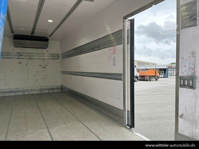 Camion refrigerato MERCEDES-BENZ 1224 L Kühlkoffer* TK T800R*Klima*LBW1,5 t*6,20m
