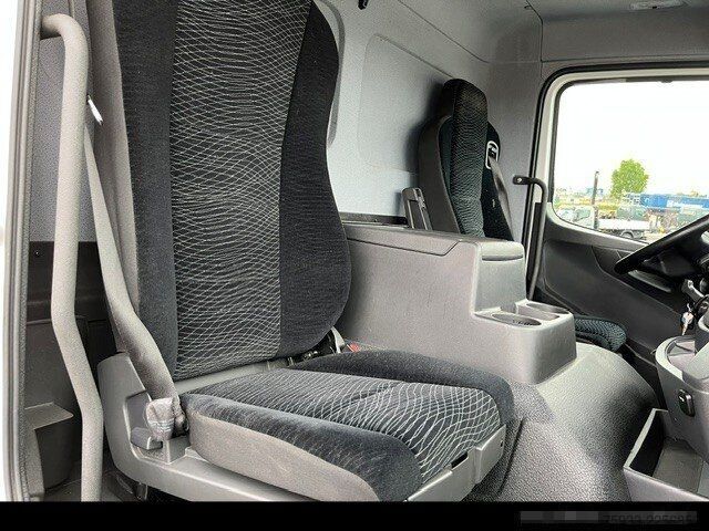 Camion refrigerato MERCEDES-BENZ 1224 L Kühlkoffer* TK T800R*Klima*LBW1,5 t*6,20m