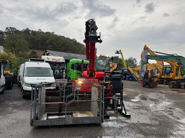 Kolesový nakladač MANITOU MRT 1840 EASY ROTO Voll Austattung