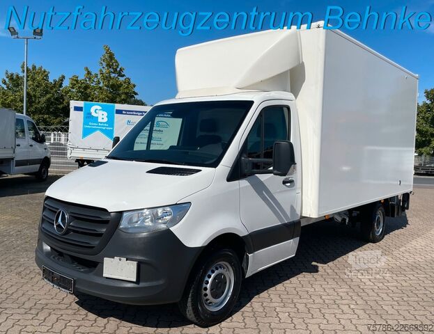 Кутиевиден ван MERCEDES-BENZ Sprinter 315 CDI L3 Koffer/ LBW 750 kg/ Tür/ AC