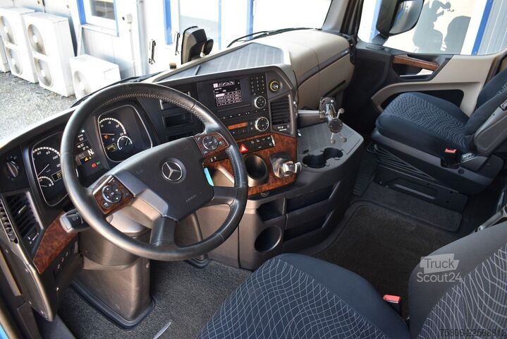 Камион платформа с брезент MERCEDES-BENZ Actros 1843 4x2 E6 AHK Retarder Fahrschulpedale