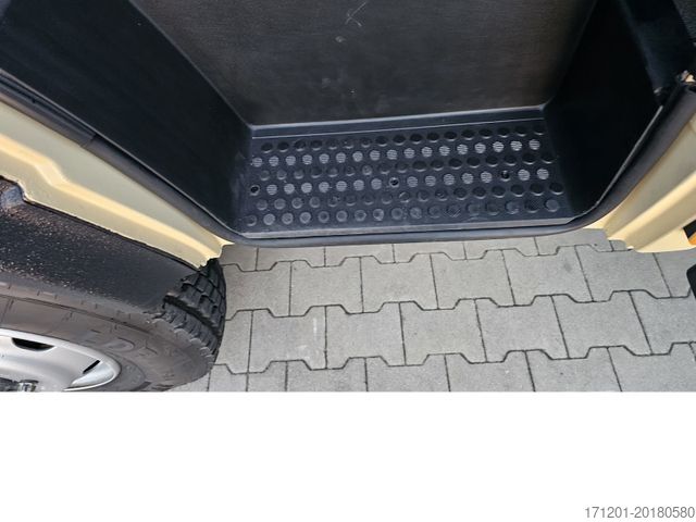 Φορτηγό pick-up MERCEDES-BENZ 814 DA T2 Vario 4x4 Allrad