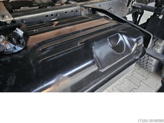 Пикап-фургон MERCEDES-BENZ 814 DA T2 Vario 4x4 Allrad