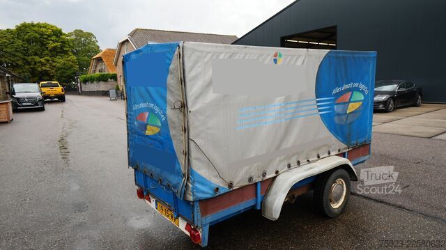 EQUIPE plachtový přívěs – prasklá náprava! EQUIPE Taurpalin trailer broken axle!