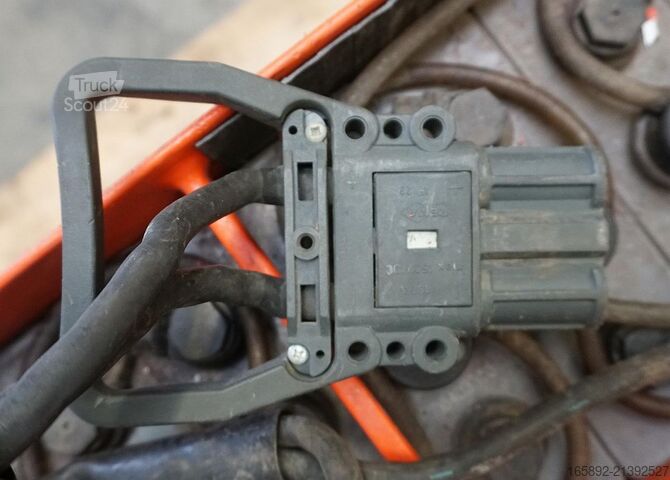 Gaffeltruckbatteri GRUMA 24 Volt 3 PzS 375 Ah