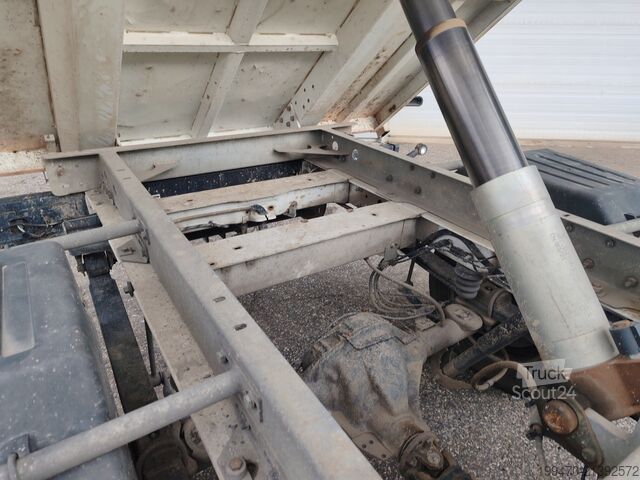 Veículo comercial - basculante Ford TRANSIT