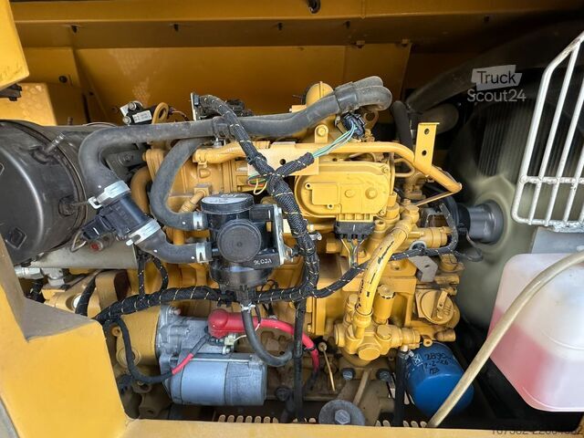 Excavator pe șenile Caterpillar 306 CR