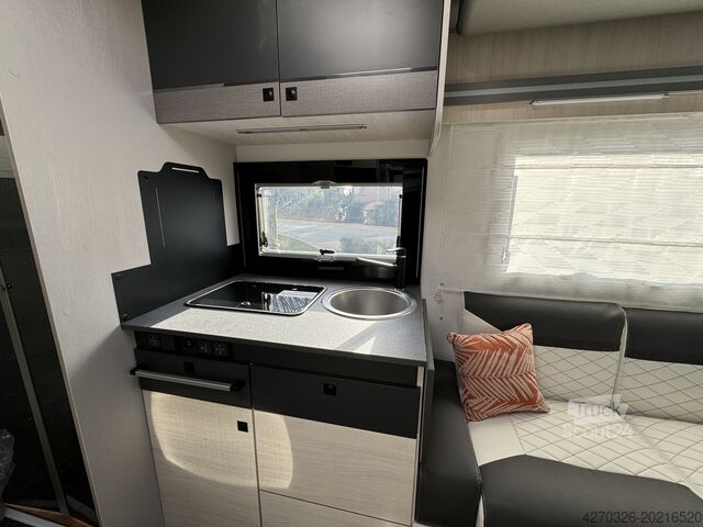 Polintegrirani avtodom Chausson Chausson Titanium Ultimate 720
