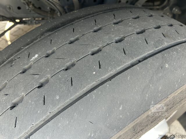 Standard-SZM Mercedes-Benz Actros 1842 LS Streamspace / 729 dkm / Tacho V2...