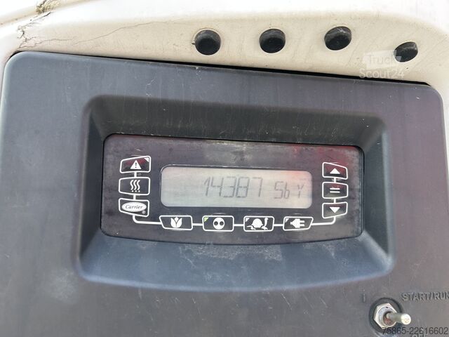 Jäähdytetyt/pakastetut kuljetukset Krone Coolliner / Carrier Vector 1350 Reefer / Frigo ...