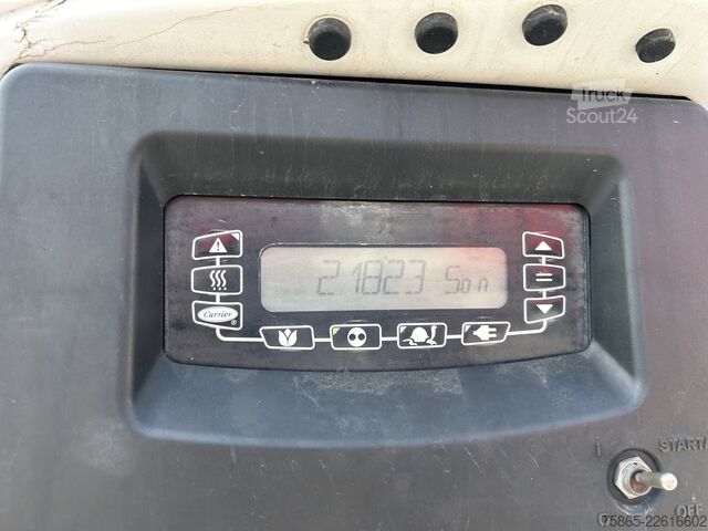 Jäähdytetyt/pakastetut kuljetukset Krone Coolliner / Carrier Vector 1350 Reefer / Frigo ...