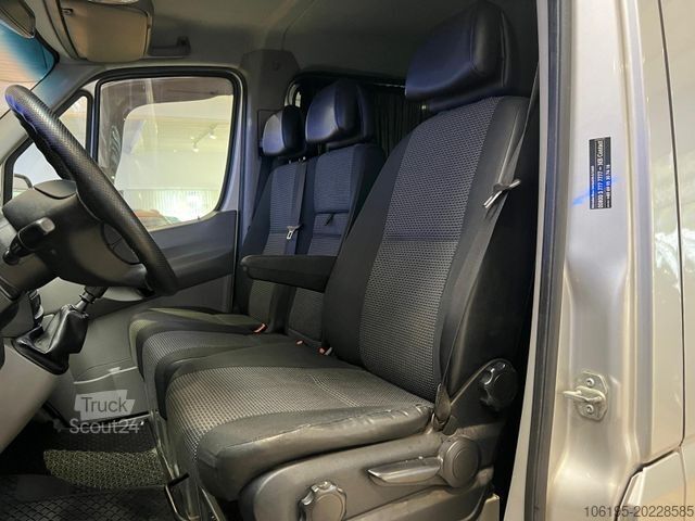 Panelová dodávka MERCEDES-BENZ Sprinter 319 CDI V6 Mixto 6-Sitzer