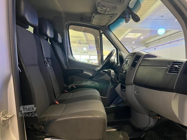 Panelová dodávka MERCEDES-BENZ Sprinter 319 CDI V6 Mixto 6-Sitzer