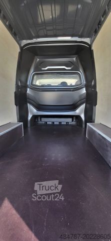 Dobozos furgon IVECO Daily 35S18A8V Neues Modell L3 ACC LED Navi 7-Si