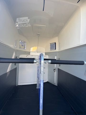 Arklių pervežimo priekaba HUMBAUR Xanthos Aero 2 Pferdeanhänger 2,4t. ALU, EZ.25