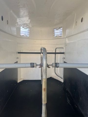 Paardentransportaanhanger  Köper 2 Pferdeanhänger Vollpoly 2t