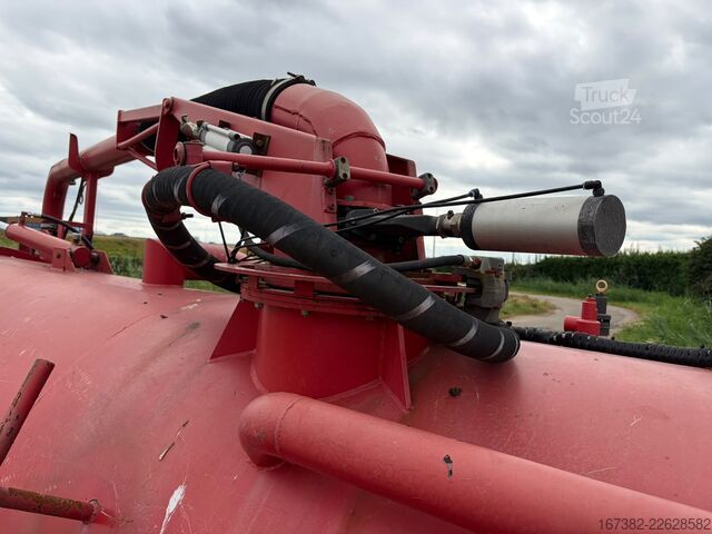 Säiliö Ravo Twint Vacuum tank