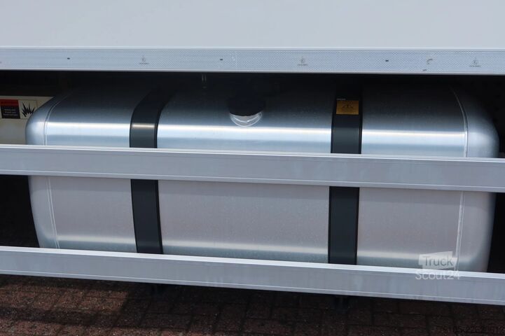 Jäähdytetyt/pakastetut kuljetukset Mercedes-Benz Actros 2136 L Koel/Vries + klep PHARMA Thermoki...