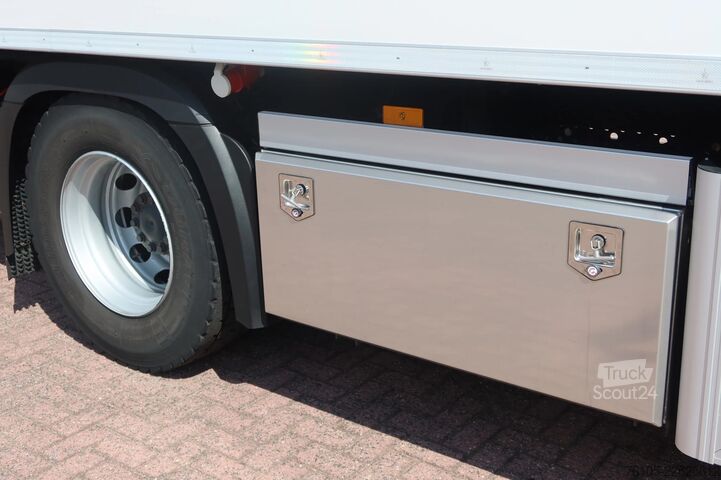 Jäähdytetyt/pakastetut kuljetukset Mercedes-Benz Actros 2136 L Koel/Vries + klep PHARMA Thermoki...