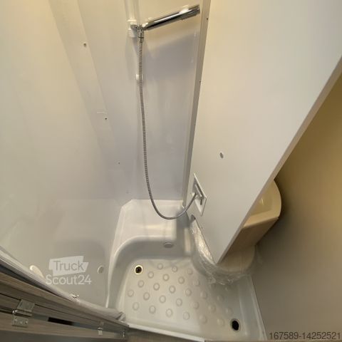 Polintegriran avtodom BÜRSTNER Lineo T 690 G, Winterpaket,6E,XENON,SAT,TV,RFK