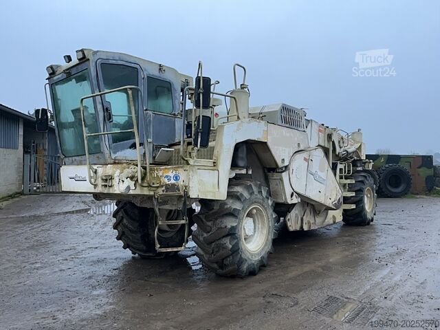 Recycleur d'asphalte Wirtgen Wr 2400