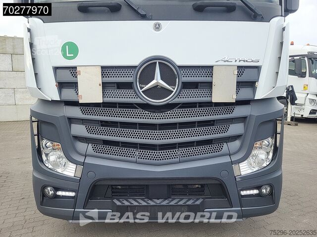 Standard-SZM Mercedes Actros 1851 Actros 4X2 BigSpace 2x Tanks