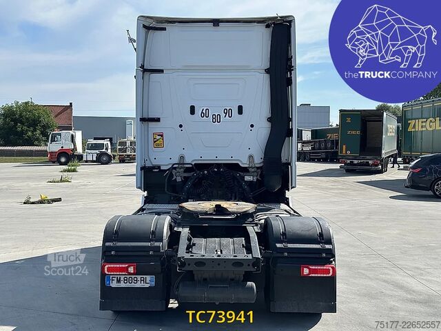 Štandard-SZM Mercedes-Benz Actros 1853