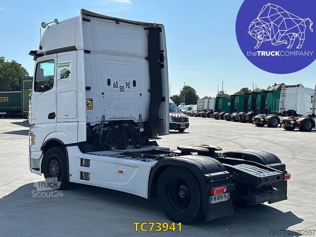 Štandard-SZM Mercedes-Benz Actros 1853